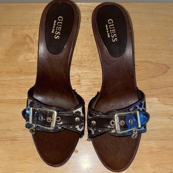 COPY - Guess heels. Color: Brown with leopard print. Size: 9. - Picture 4 of 6